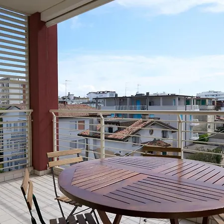 Nico Per Famiglie-lido Di Jesolo-piazza Trieste Appartamento Lido di Jesolo